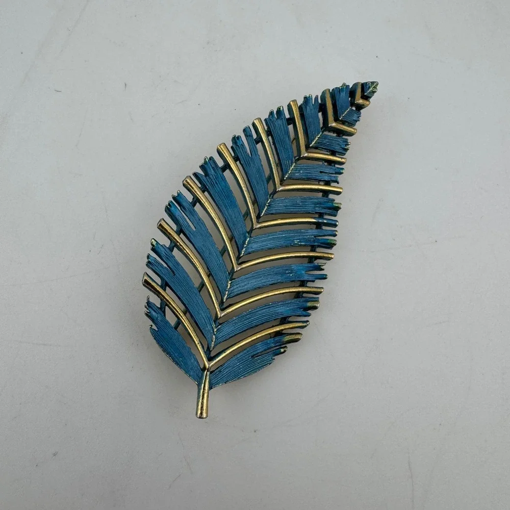 Lisner Leaf Brooch Blue Gold Tone Excellent Vintage Enamel‎ Feather Pin